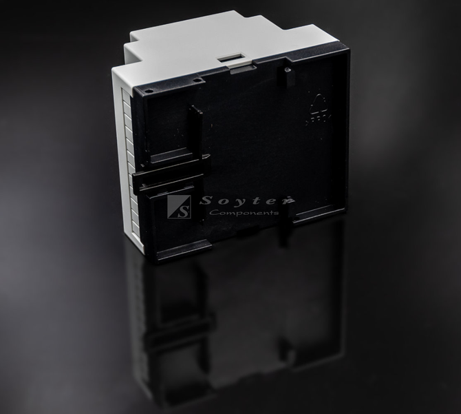 Bernic Series 700, 4 module enclosure (4969010703)