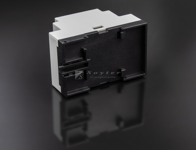 Bernic Series 520, 3 module enclosure (4969025250)