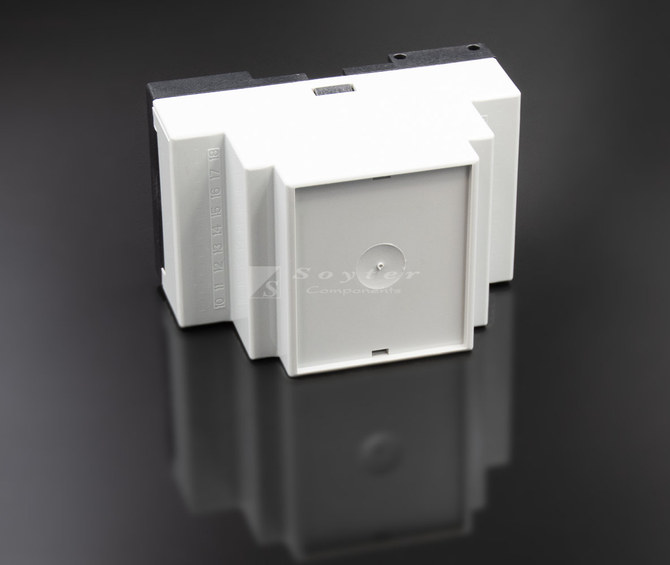 Bernic Series 520, 3 module enclosure (4969025250)